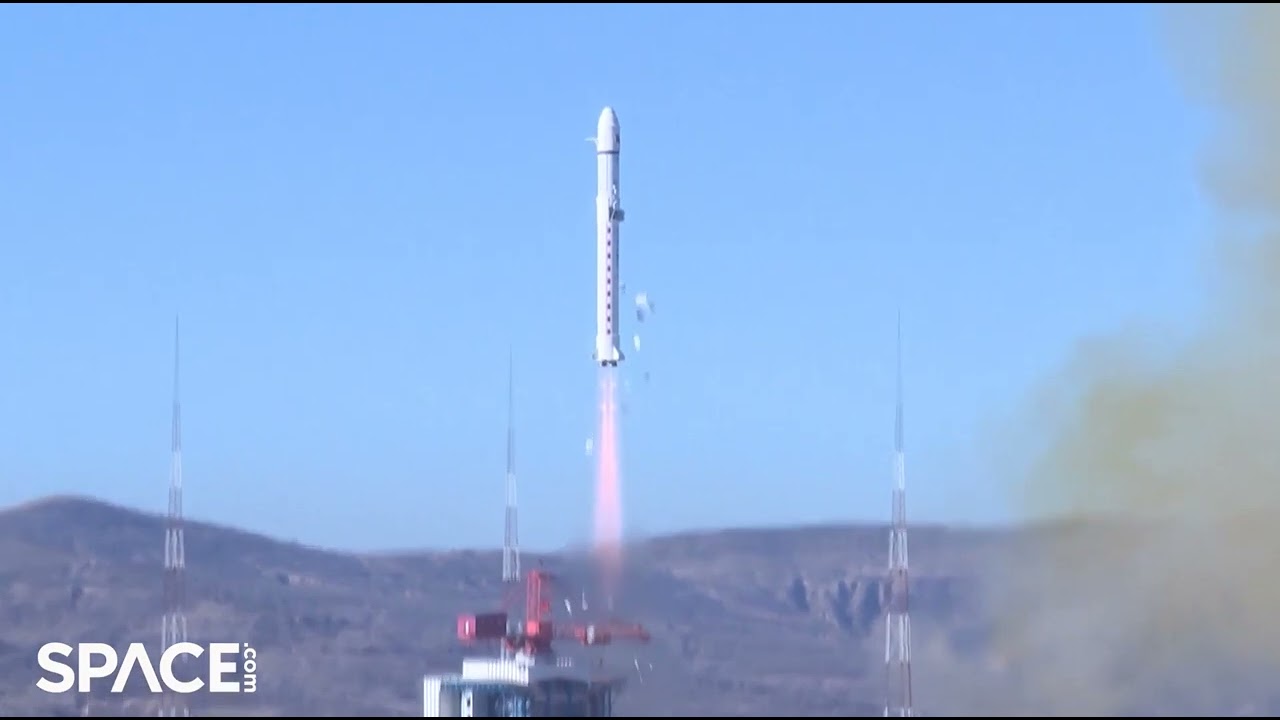 China launches Shiyan-13 satellite, rocket sheds tiles