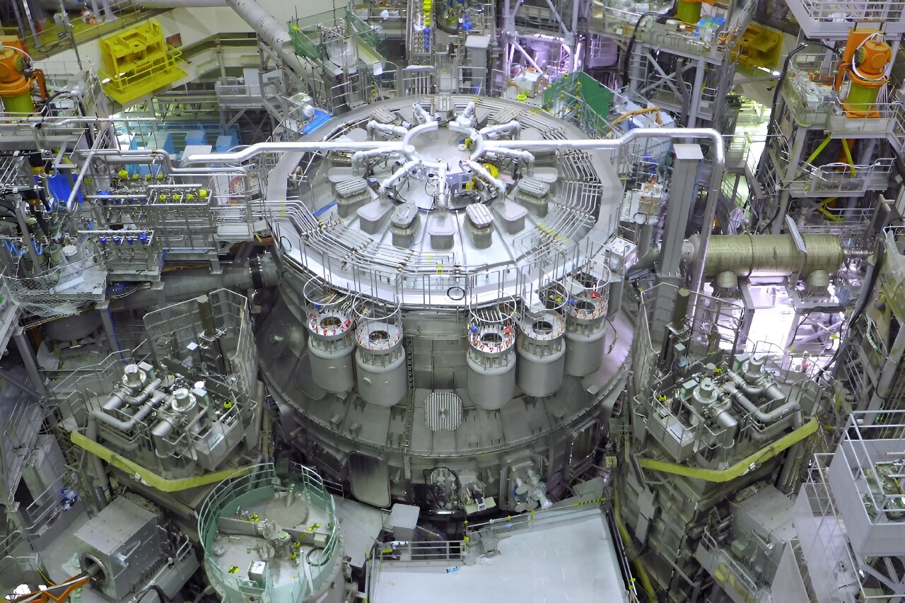 Inauguration of Japanese Experimental Nuclear Fusion Reactor