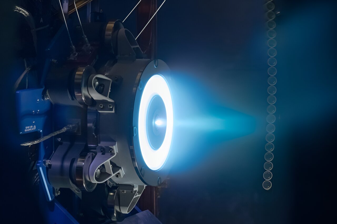 Picture: Testing the Qualification of High-Power Thrusters for the Gateway