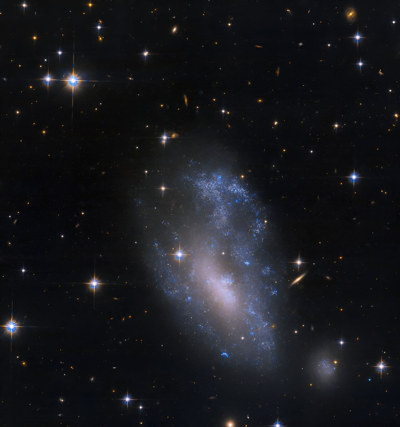 Hubble Observes an Alleged Galaxy Encounter